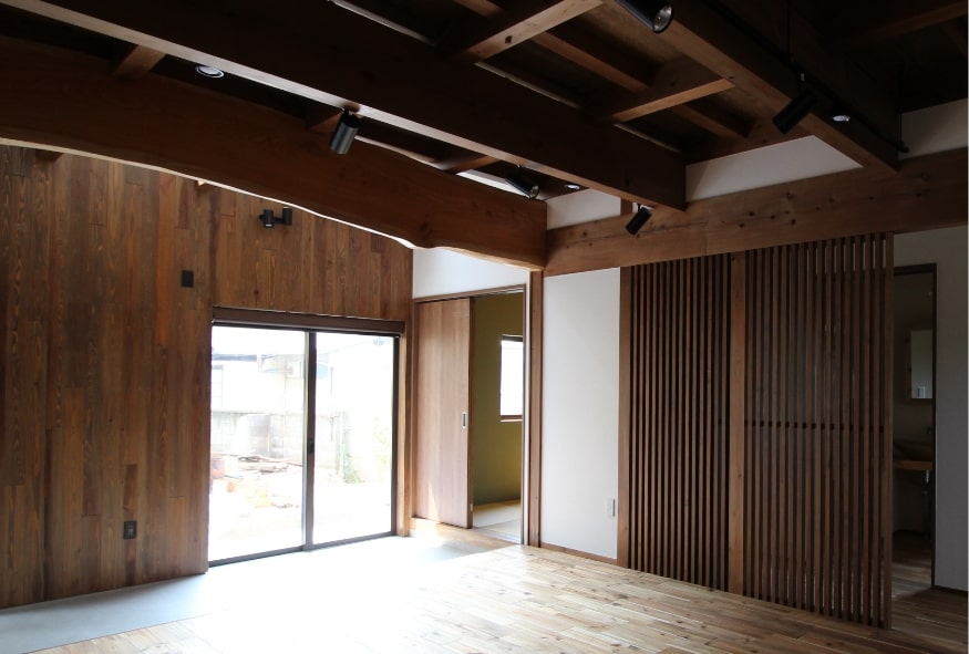 自然素材をふんだんに使った健康的で心地よい暮らし